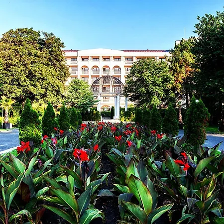 Primoretz Grand & Hotel