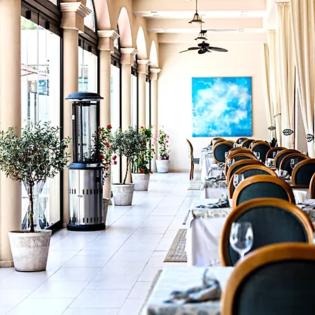 Hotel Primoretz Grand &