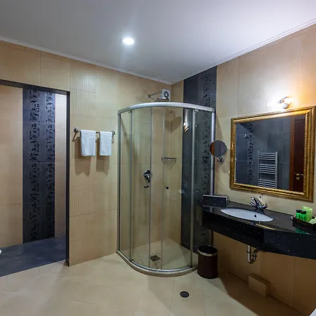 فندق Primoretz Grand & 5*